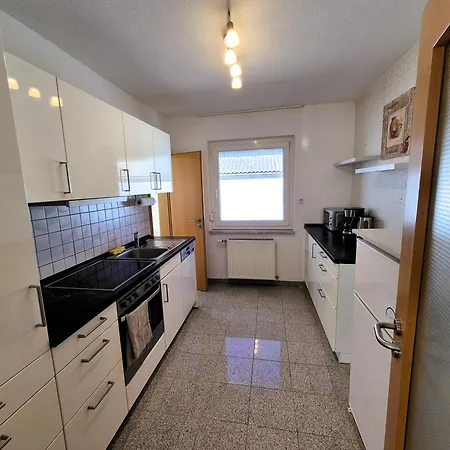 Sonnenschein1l Mit Terrasse Und Garten * פרידריכסהאפן