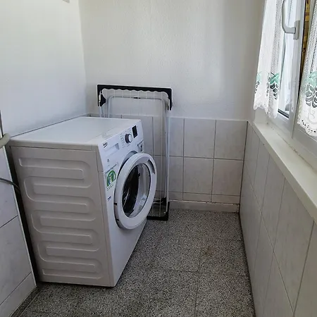 Sonnenschein1l Mit Terrasse Und Garten דירה פרידריכסהאפן