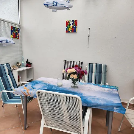 דירה Sonnenschein1l Mit Terrasse Und Garten פרידריכסהאפן